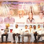 Panvel Municipal Corporation: दीर्घ सेवेचा सन्मान; पाच अधिकारी-कर्मचाऱ्यांचा सेवानिवृत्तीनिमित्त सत्कार !